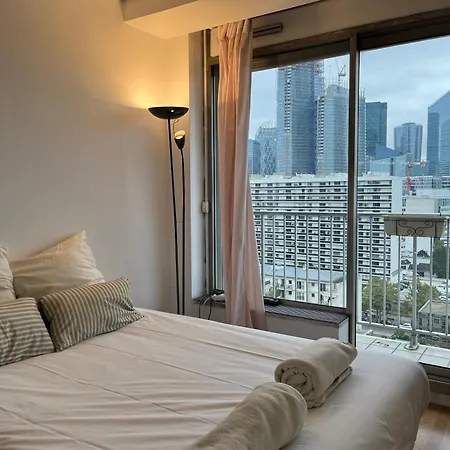 Апартаменты Chic & Spacieux Avec Vue Imprenable Sur La Defense